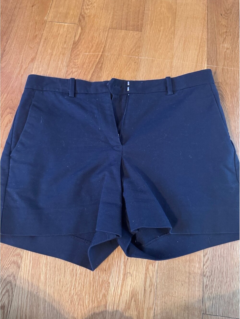 Gap classic tailored shorts